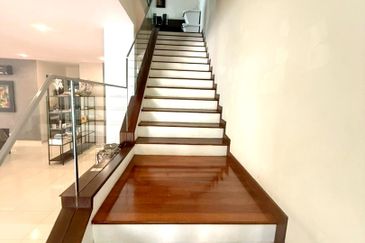 Bangi Lakehill Villas