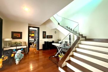 Bangi Lakehill Villas