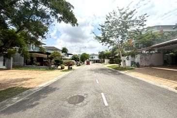 Bangi Lakehill Villas