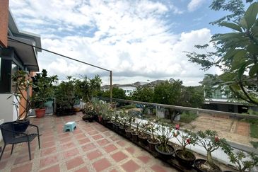 Bangi Lakehill Villas