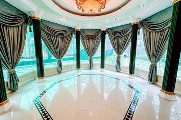 Taman Lembah Keramat AU5