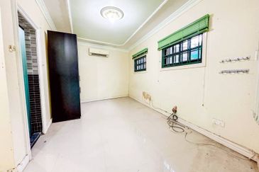 Taman Lembah Keramat AU5