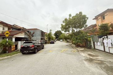 Taman Amanputra, Puchong South