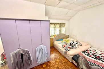 Bandar Tun Hussein Onn