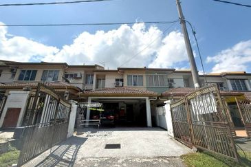 Pusat Bandar Putra Permai