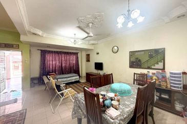 Pusat Bandar Putra Permai