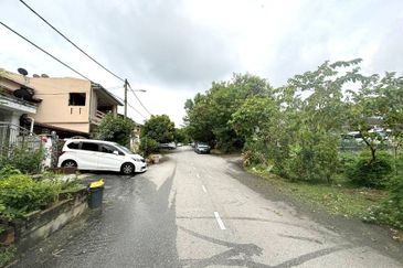 Taman Saujana Puchong