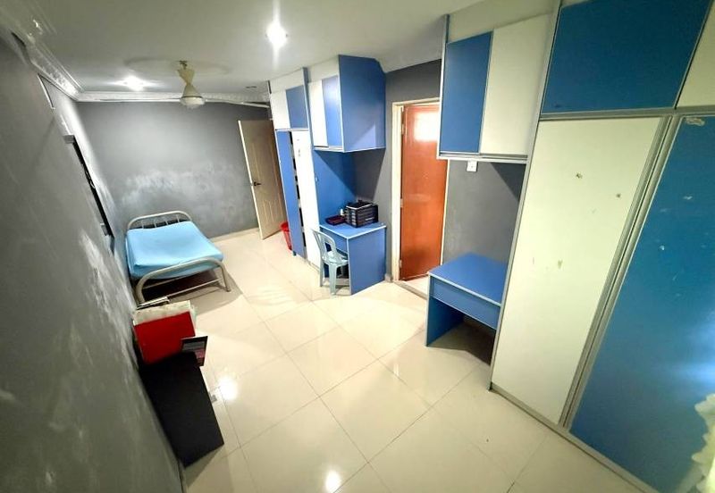 Taman Saujana Puchong