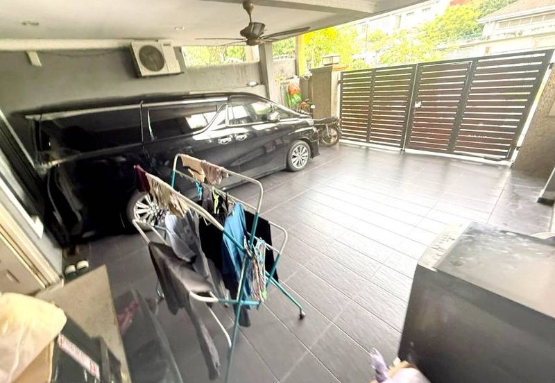 Taman Saujana Puchong