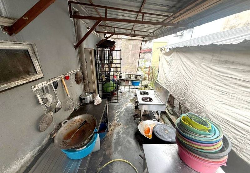 Taman Saujana Puchong