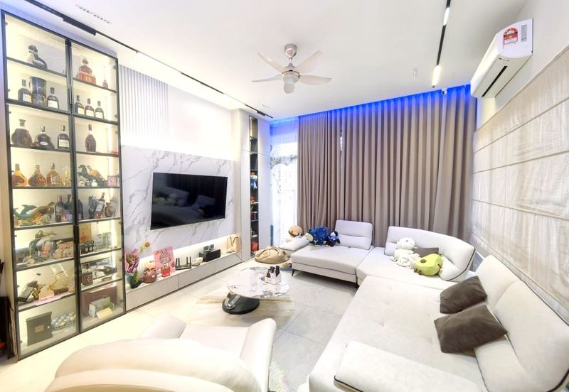Three Storey Mulia Residence Cyberjaya FOR SALE
