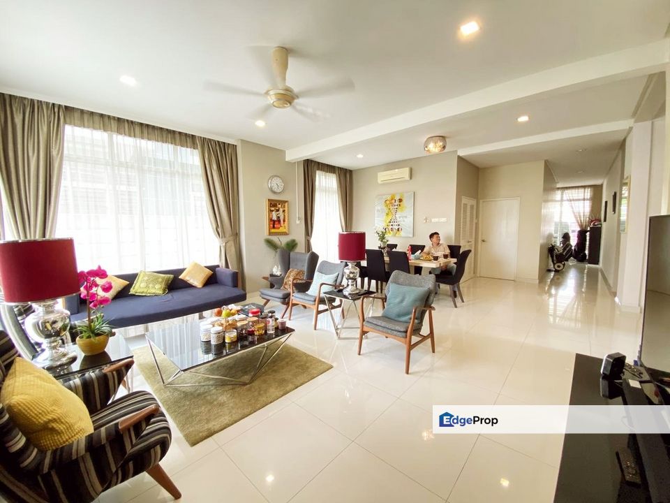 2.5 Storey Bungalow Lake Valley Avenue 6 Bandar Tun Hussein Onn, Selangor, Cheras