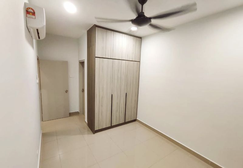 LBS Skylake Residence