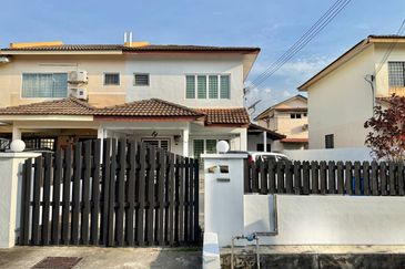 Pusat Bandar Putra Permai