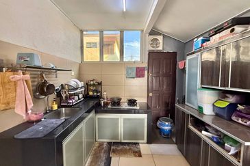 Pusat Bandar Putra Permai