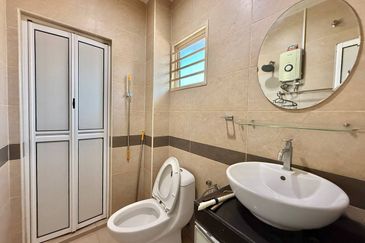 Pusat Bandar Putra Permai