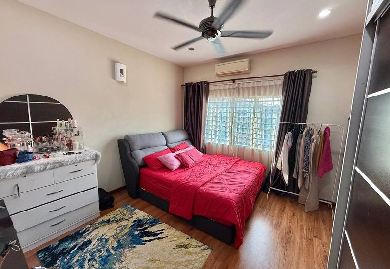 Pusat Bandar Putra Permai