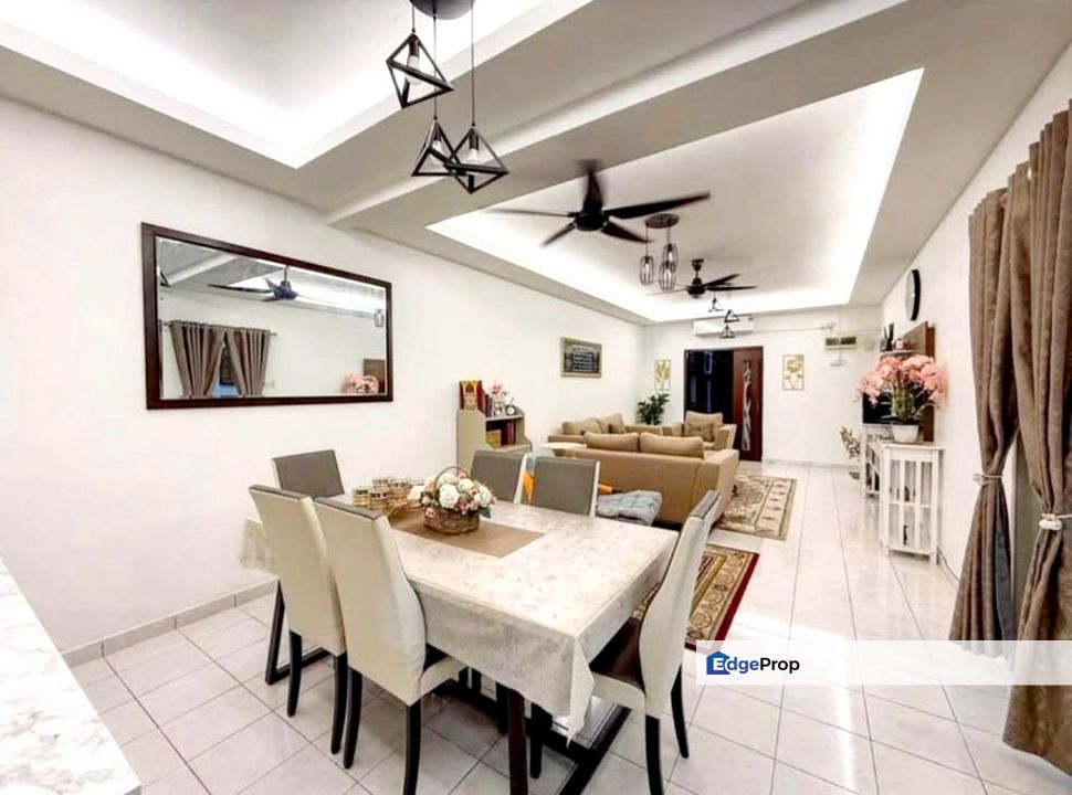 Townhouse Ground Floor Laman 2 Bandar Seri Putra Bangi FOR SALE, Selangor, Bangi