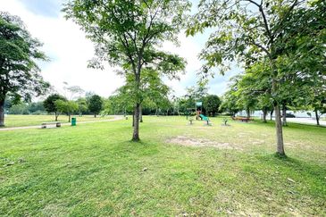 Jalan SP 3 @ Bandar Saujana Putra