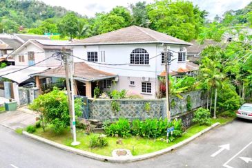 Jalan Taman Melawati