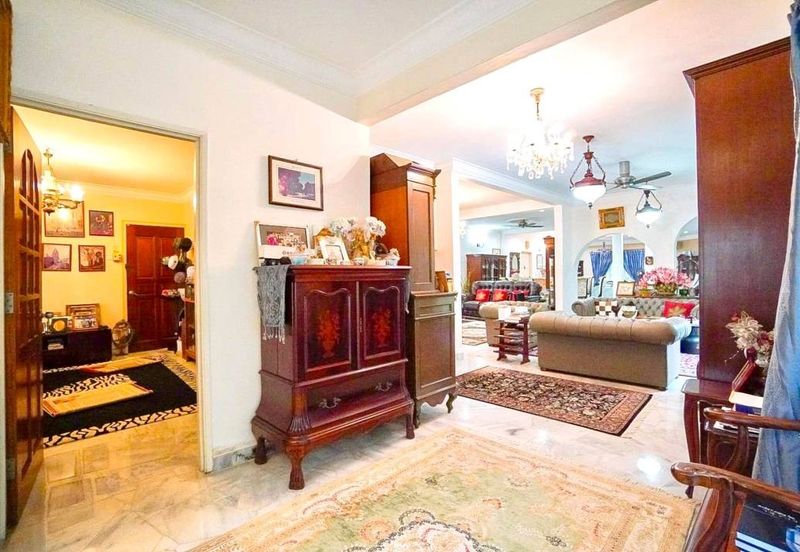 Jalan Taman Melawati