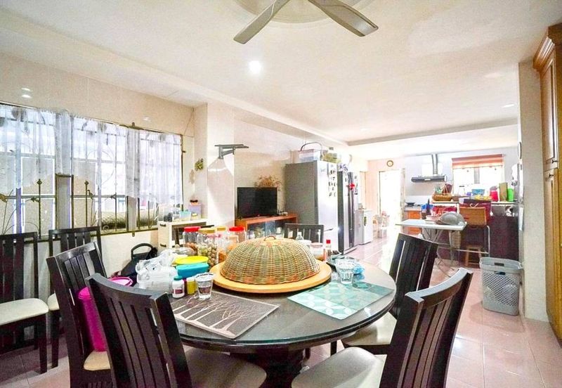 Jalan Taman Melawati