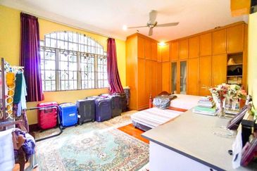 Jalan Taman Melawati