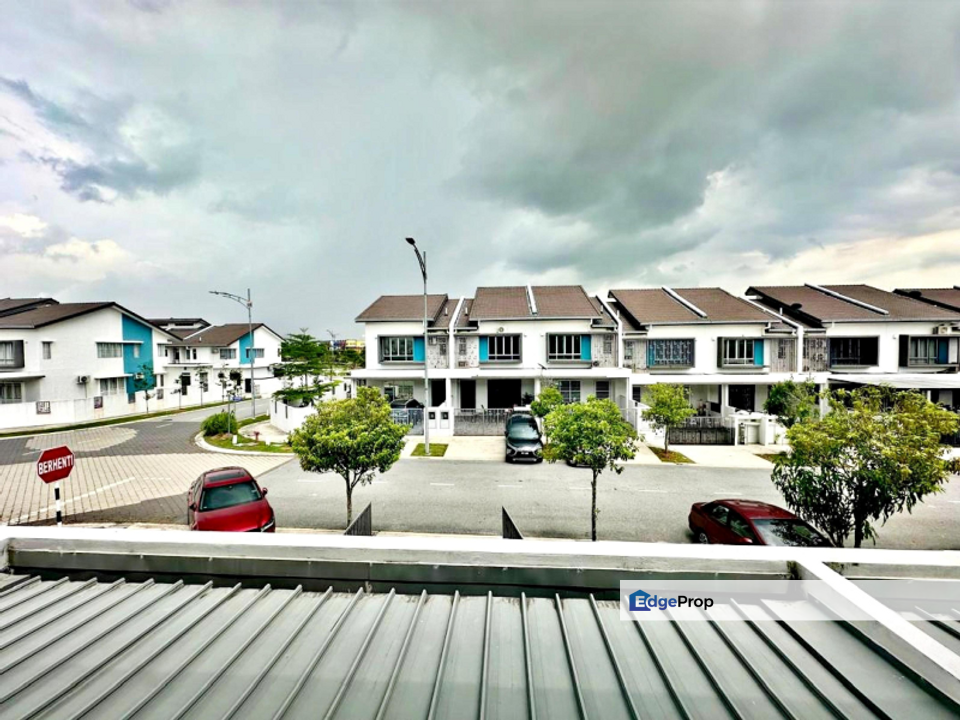 2 Storey Intermediate Terrace Serenia City for sale, Selangor, Sepang