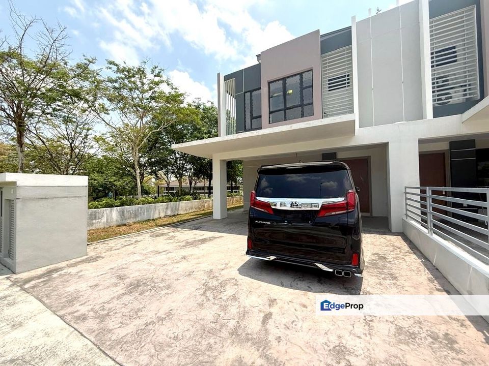 END LOT 2 Storey House Maple Residence Cyberjaya for sale, Selangor, Cyberjaya