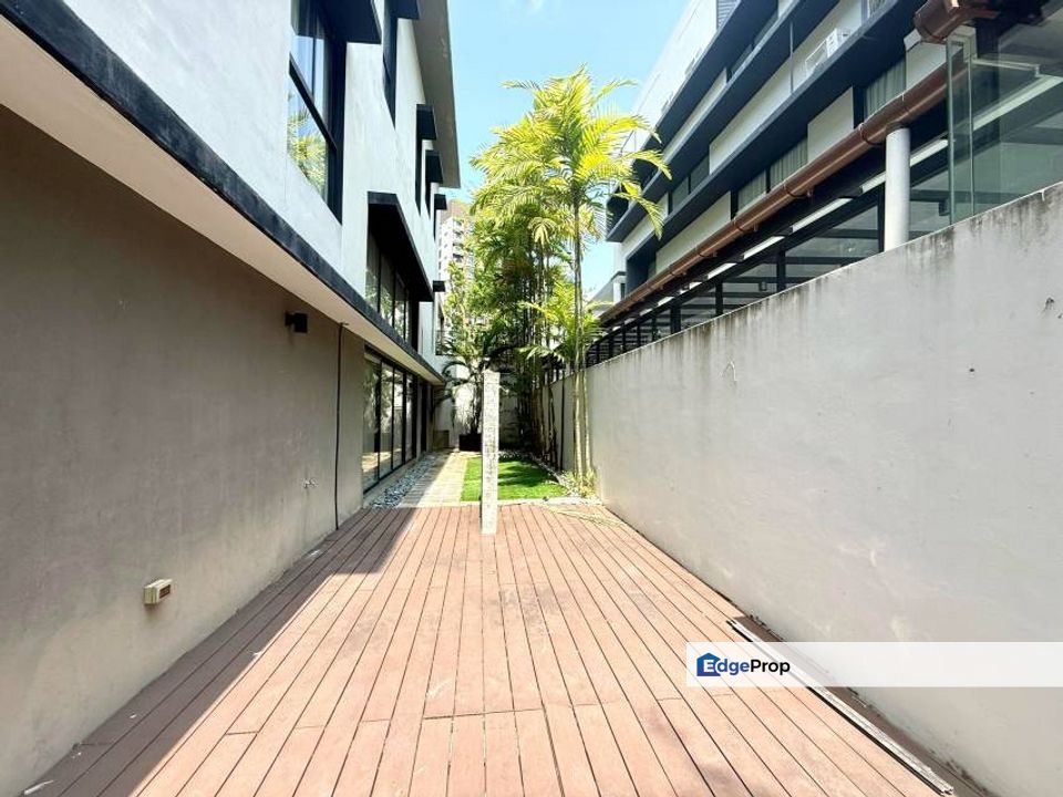 3 Storey Bungalow 20 Trees West Taman Melawati Ulu Klang for sale, Selangor, Taman Melawati