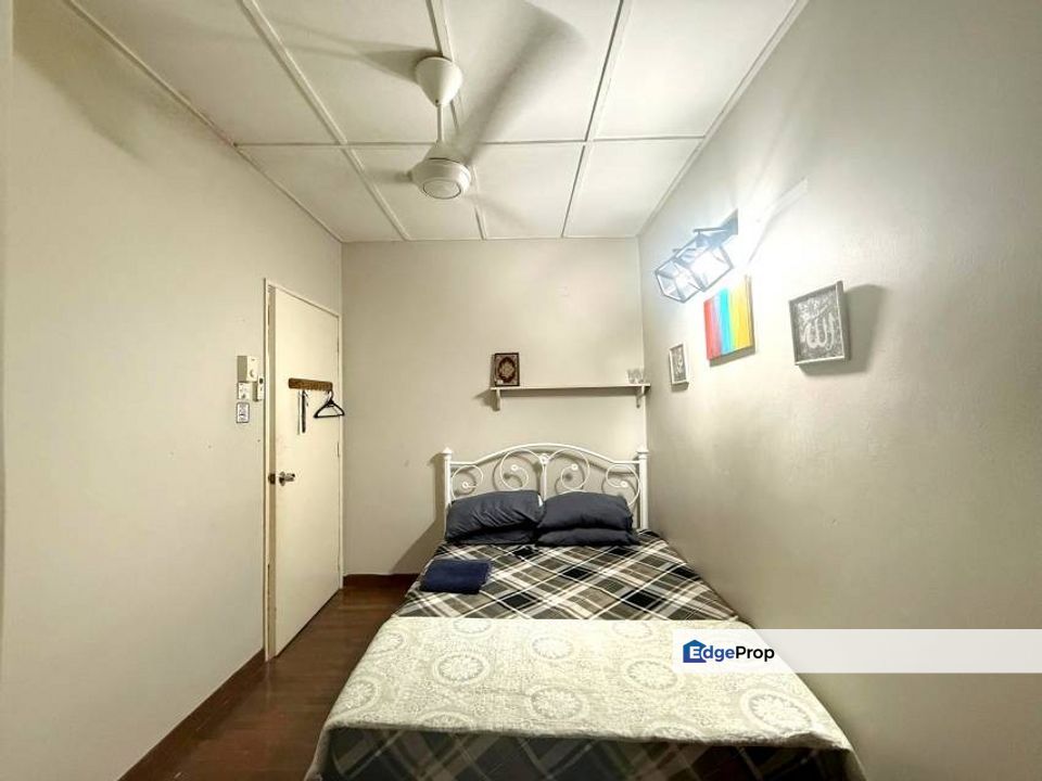 FACING OPEN FREEHOLD Double Storey House Puchong Utama for sale, Selangor, Puchong