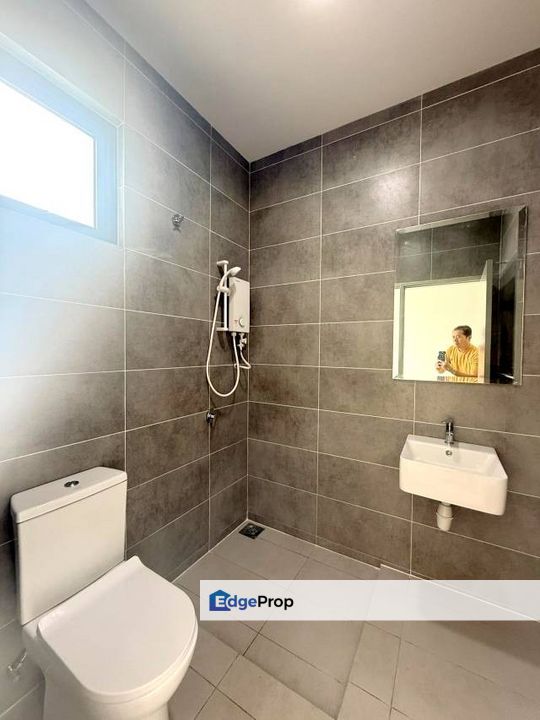 Facing Lake View 2 Semi D Sejati Lakeside 2 Cyberjaya for sale, Selangor, Cyberjaya