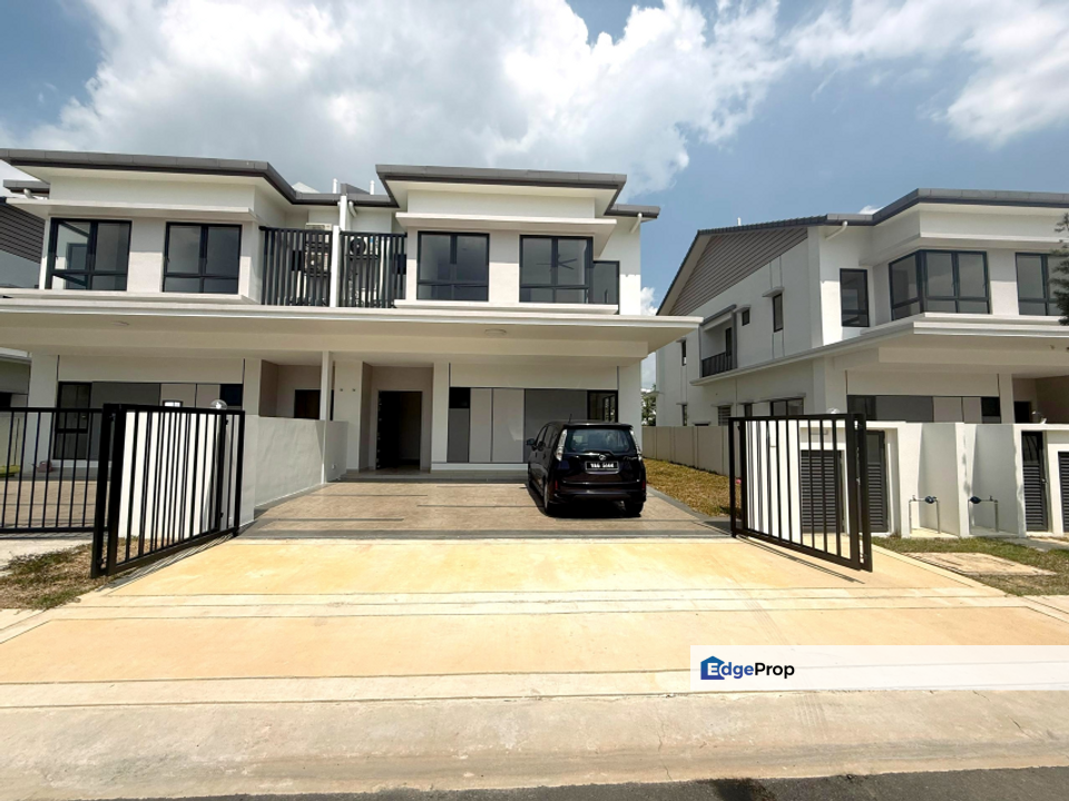 Facing Lake View 2 Semi D Sejati Lakeside 2 Cyberjaya for sale, Selangor, Cyberjaya