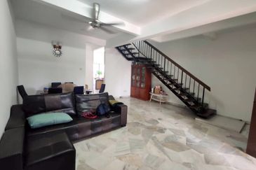 Taman Saujana Puchong