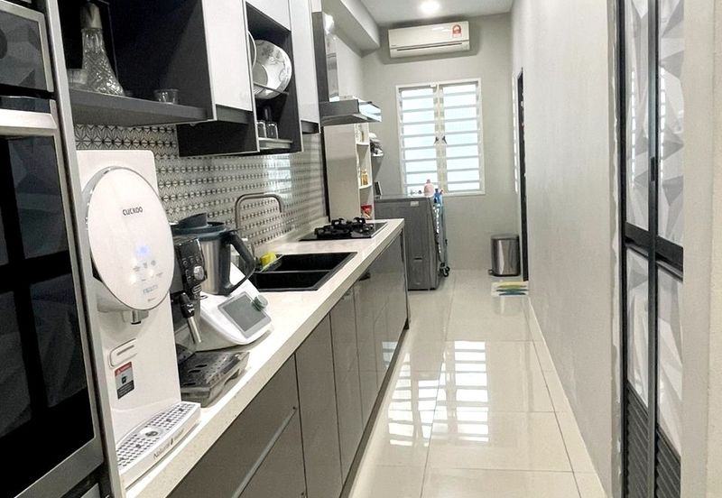 Jalan SP 10 @ Bandar Saujana Putra