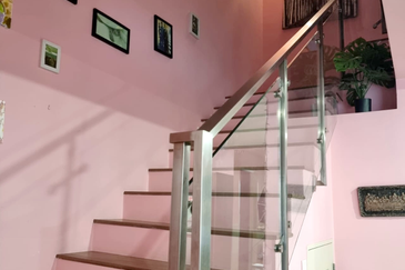 Lake Point Residence