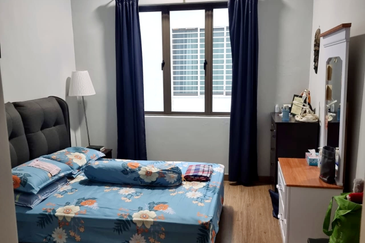 Lake Point Residence