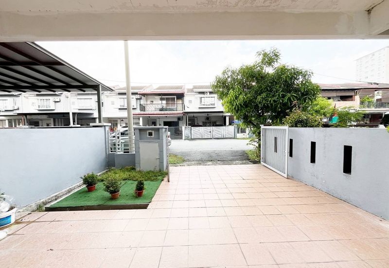 Bandar Country Homes