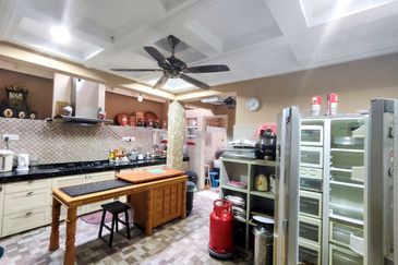 Seksyen 11, Shah Alam