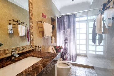 Seksyen 11, Shah Alam