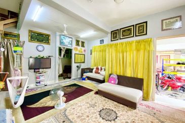 Semi D Double Storey Cluster Puncak Alam for sale