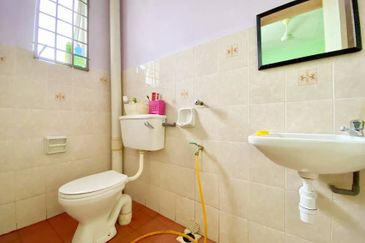 Semi D Double Storey Cluster Puncak Alam for sale