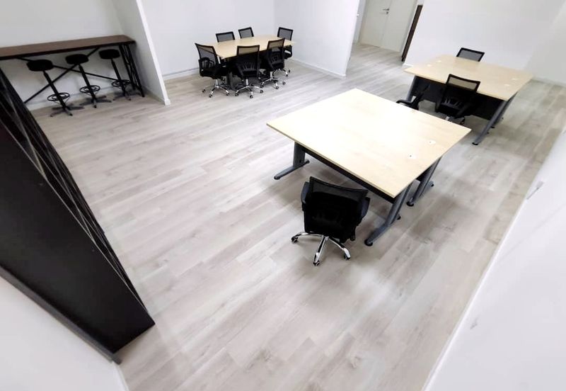 Kenwingston Square Garden