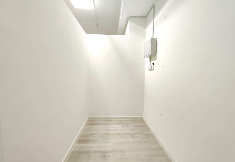 Kenwingston Square Garden