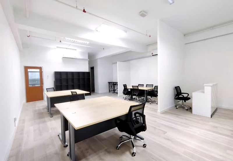 Kenwingston Square Garden