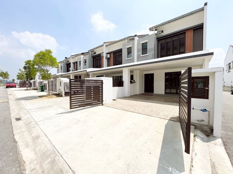 End Lot Double Storey Azalea Puncak Bestari 2 Puncak Alam For Sale, Selangor, Bandar Puncak Alam