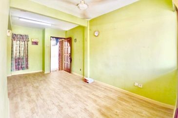 Dahlia Apartment, Pandan Indah