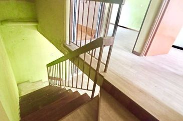 Dahlia Apartment, Pandan Indah