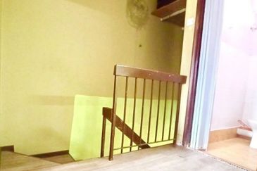 Dahlia Apartment, Pandan Indah