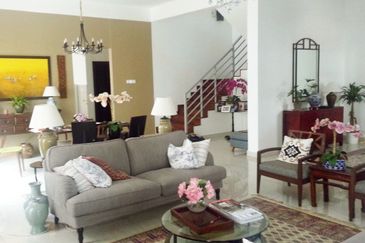 MYDiva, Perdana Lakeview East